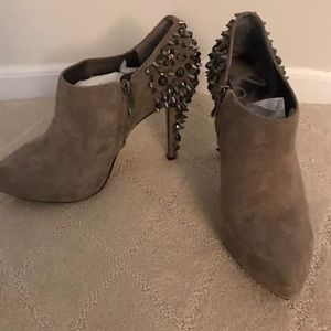 Sam Edelman Renzo Studded Ankle Booties 9.5M